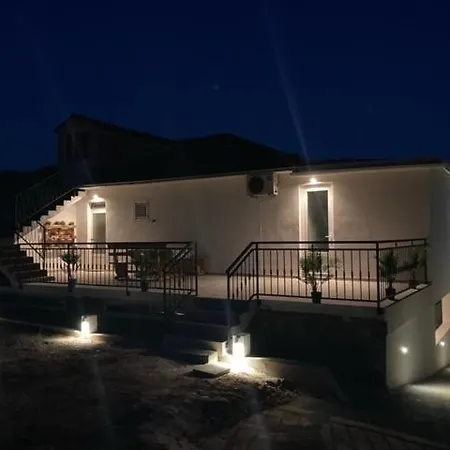 In With Terrace, Air Conditioning, Wi-fi 4440-2 * ييلسا