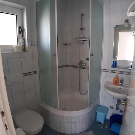 In With Terrace, Air Conditioning, Wi-fi 4440-2 * Jelsa (Hvar)