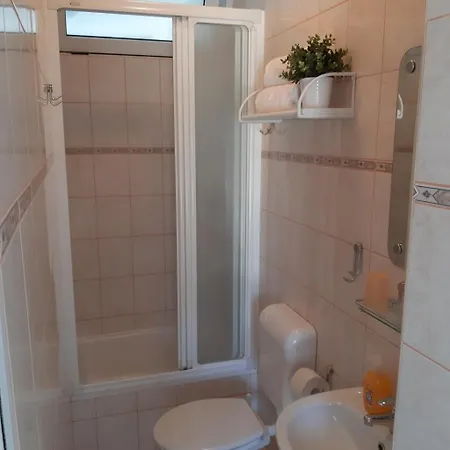 In With Terrace, Air Conditioning, Wi-fi 4440-2 Jelsa (Hvar)