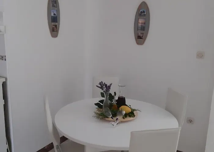 In With Terrace, Air Conditioning, Wi-fi 4440-2